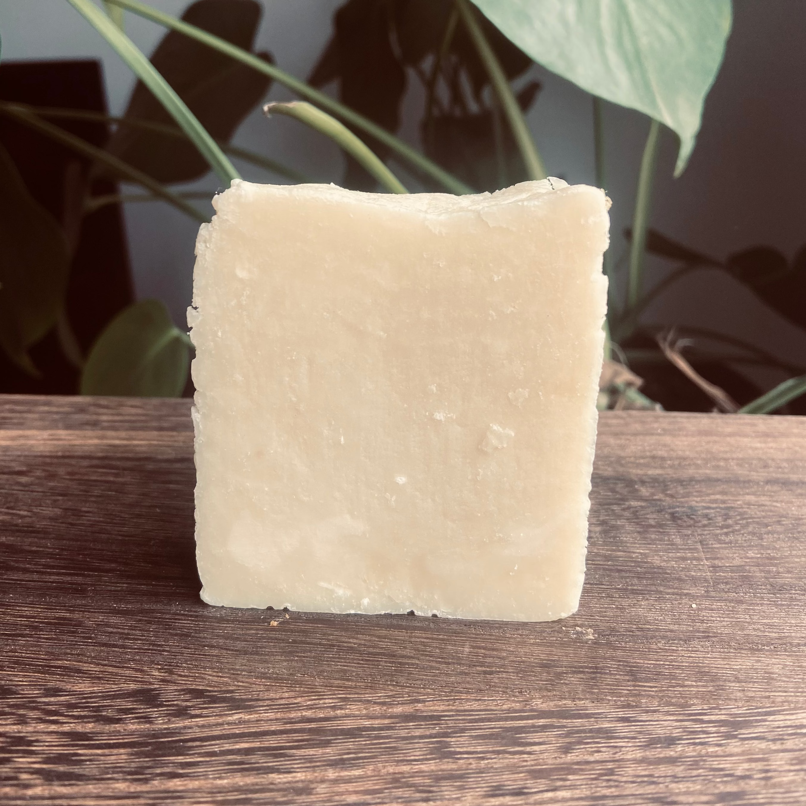 Fresh and Fragrant, this bar smells like Spring into Summer!